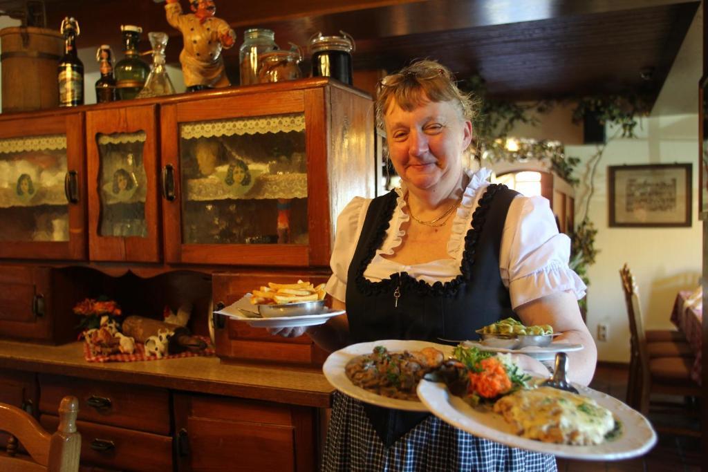Landhotel Zur Schmiede Göhren-Lebbin Buitenkant foto